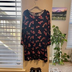 Alfani Black and pink floral quarter length sleeves tunic. Size 1X